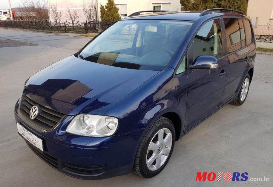 2006' Volkswagen Touran 1,9 Tdi photo #1