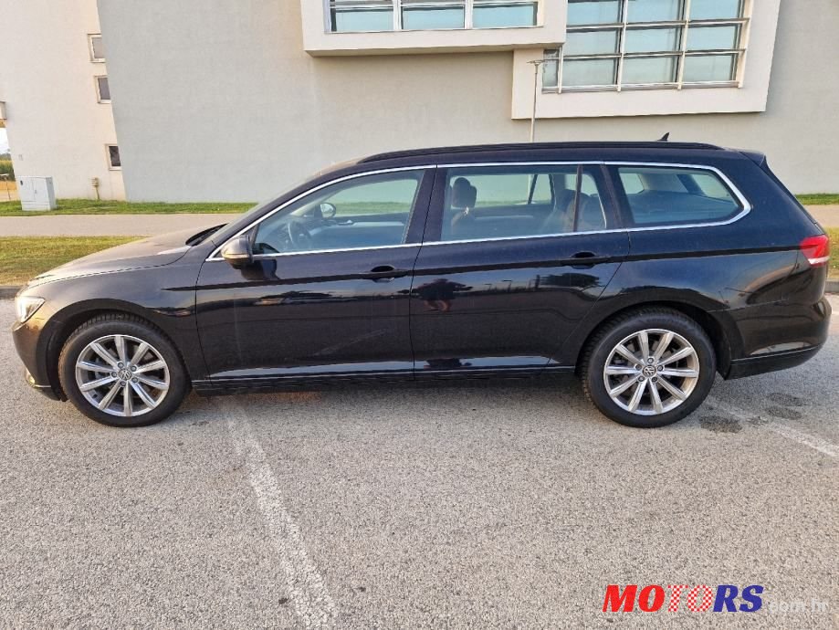 2019' Volkswagen Passat Variant photo #3