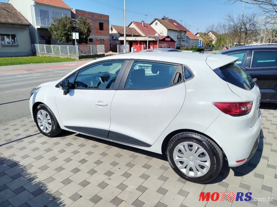 2017' Renault Clio Dci photo #3
