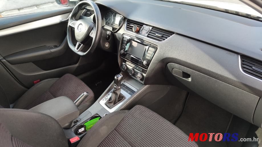 2014' Skoda Octavia 2,0 Tdi photo #5