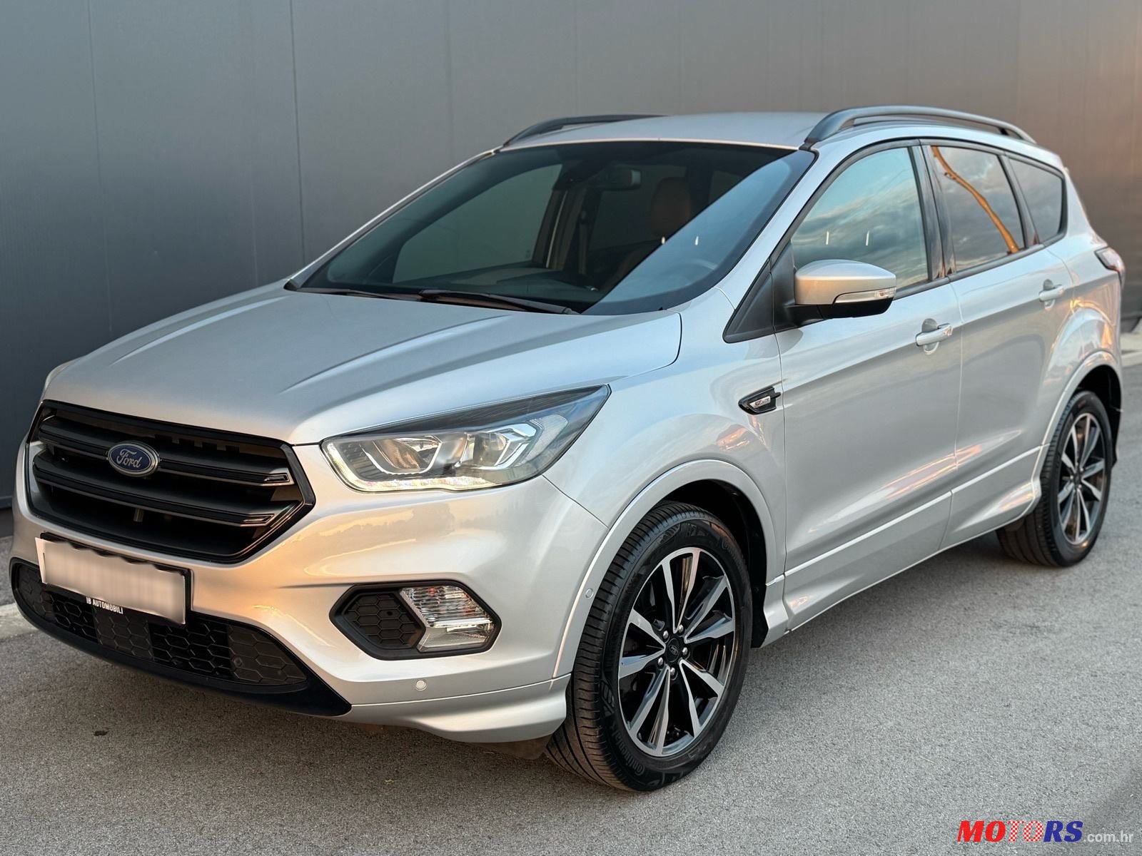 2018' Ford Kuga 2,0 Tdci photo #2
