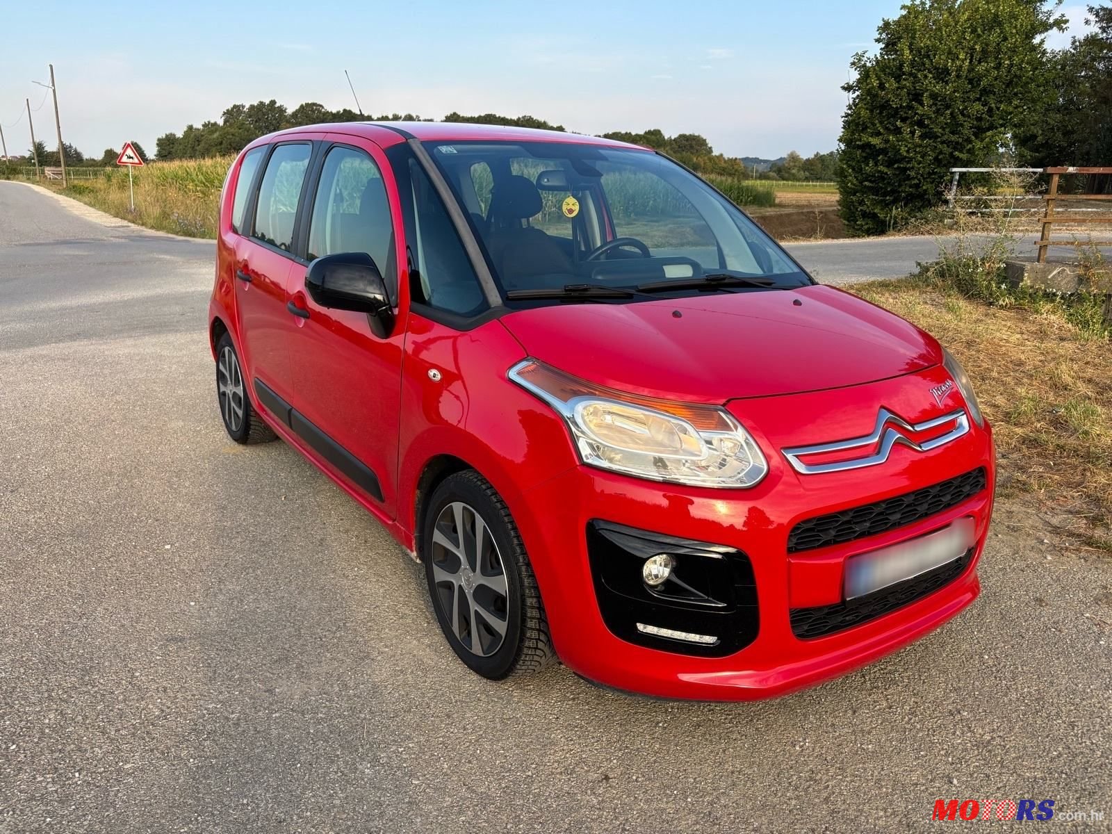 2018' Citroen C3 Aircross 1,6 Bluehdi photo #3