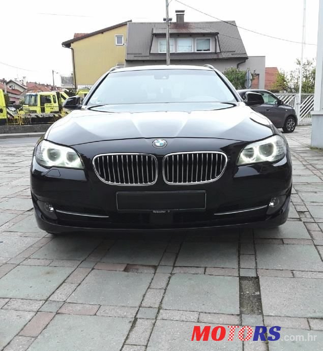 2010' BMW Serija 5 520D photo #2