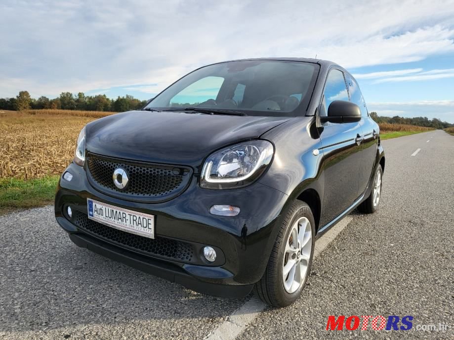 2017' Smart Forfour photo #3