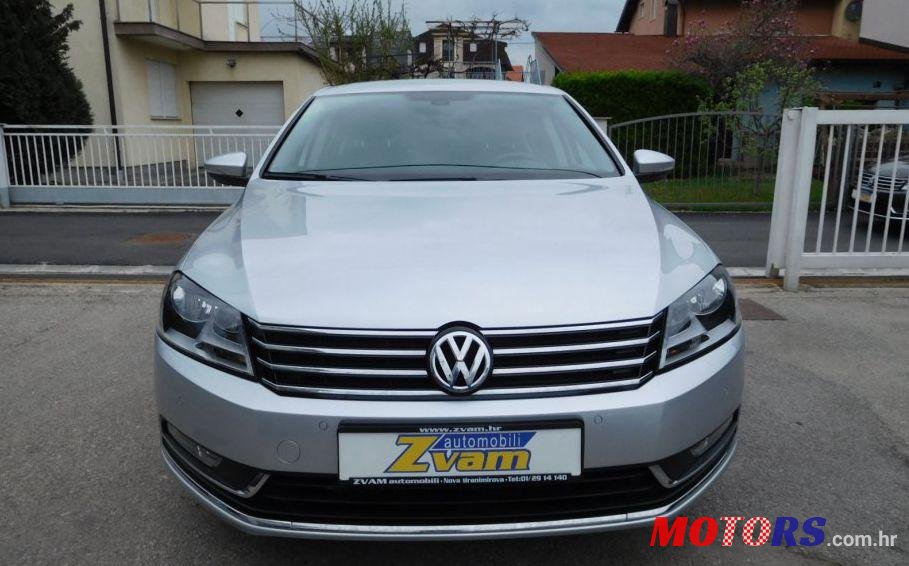 2014' Volkswagen Passat 2,0 Tdi Bmt photo #3