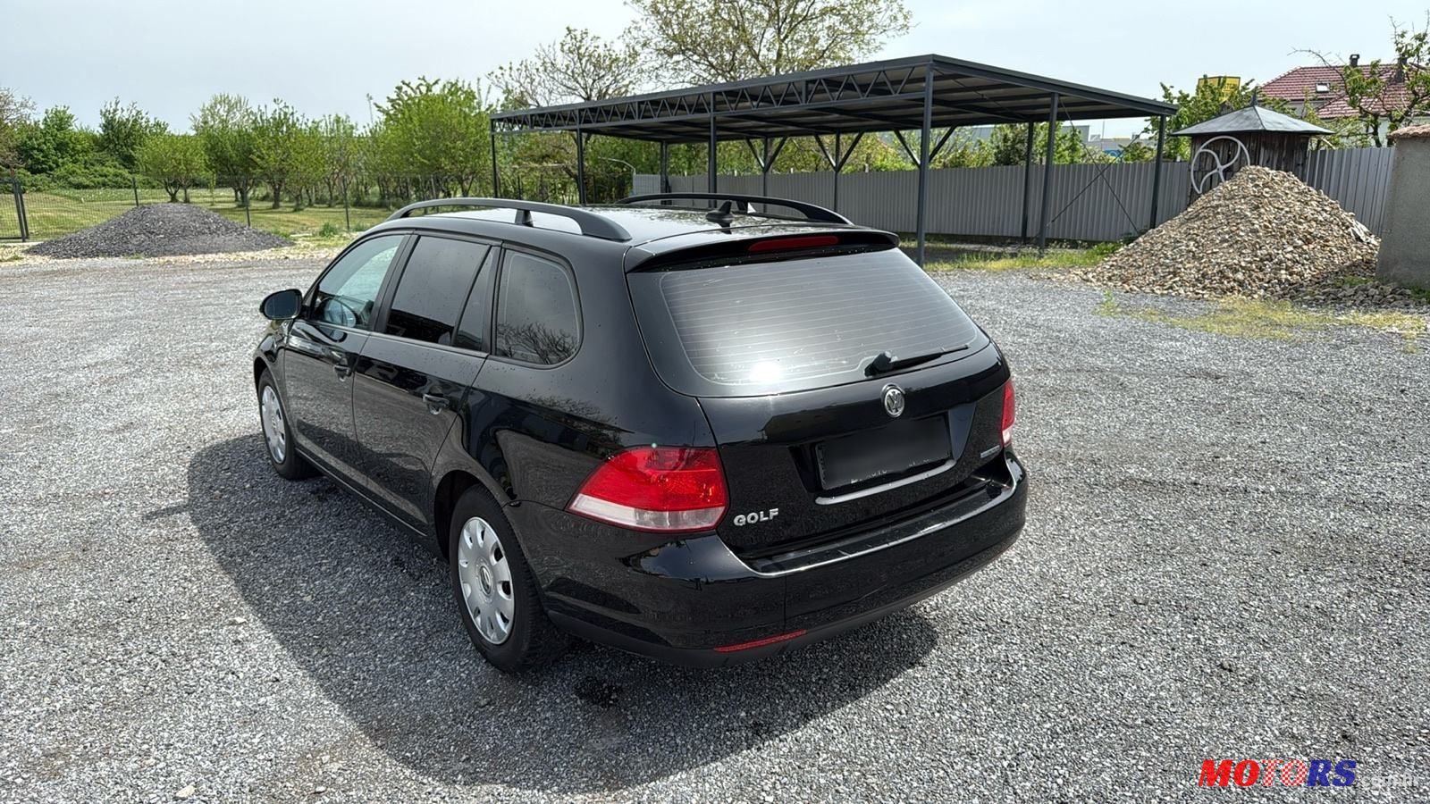 2009' Volkswagen Golf V Variant photo #3