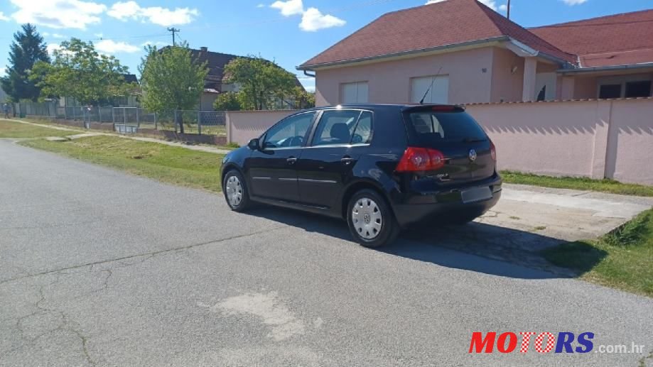 2006' Volkswagen Golf V 1,9 Tdi photo #3
