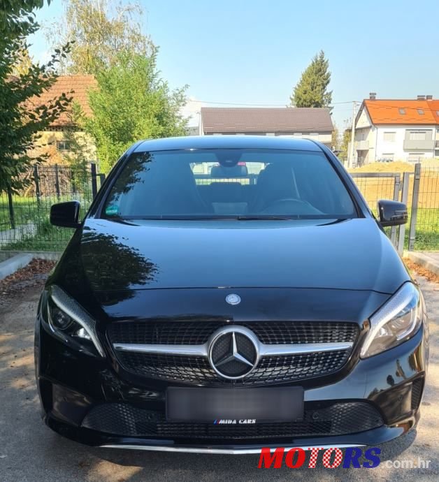 2016' Mercedes-Benz A-Klasa 160 photo #3