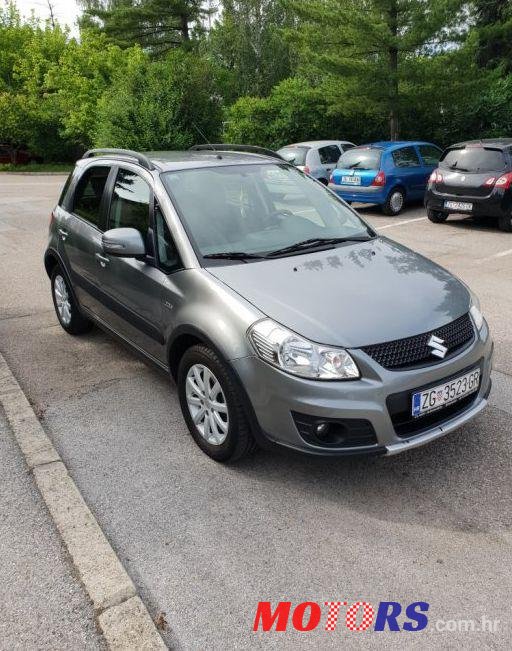 2012' Suzuki SX4 2,0 photo #1