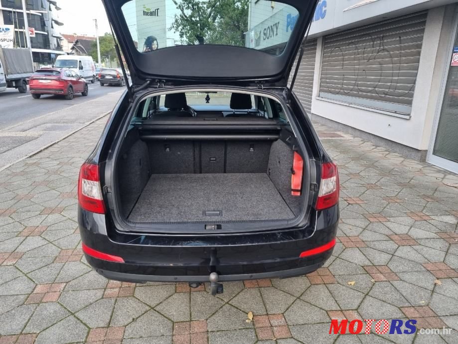 2016' Skoda Octavia Combi photo #5