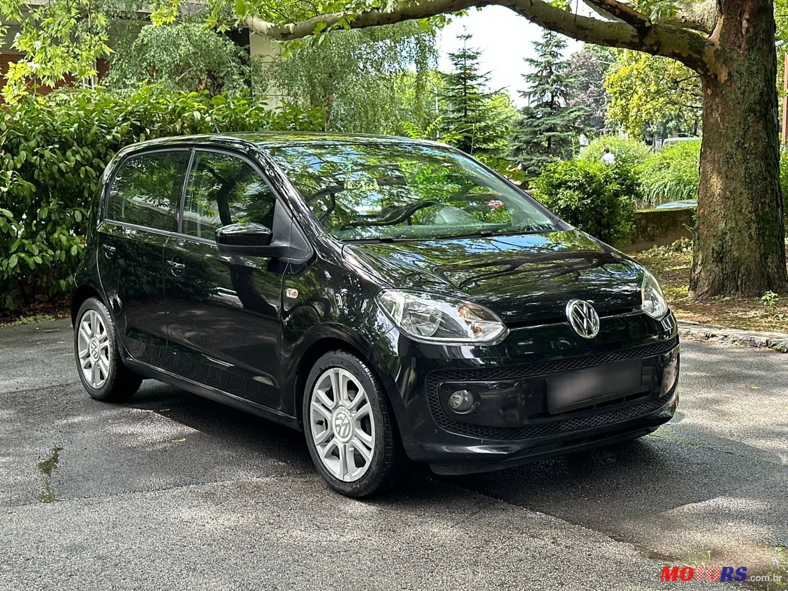 2013' Volkswagen Up! 1,0 Up! photo #1