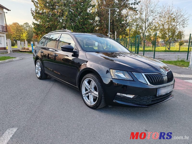 2019' Skoda Octavia Combi photo #2