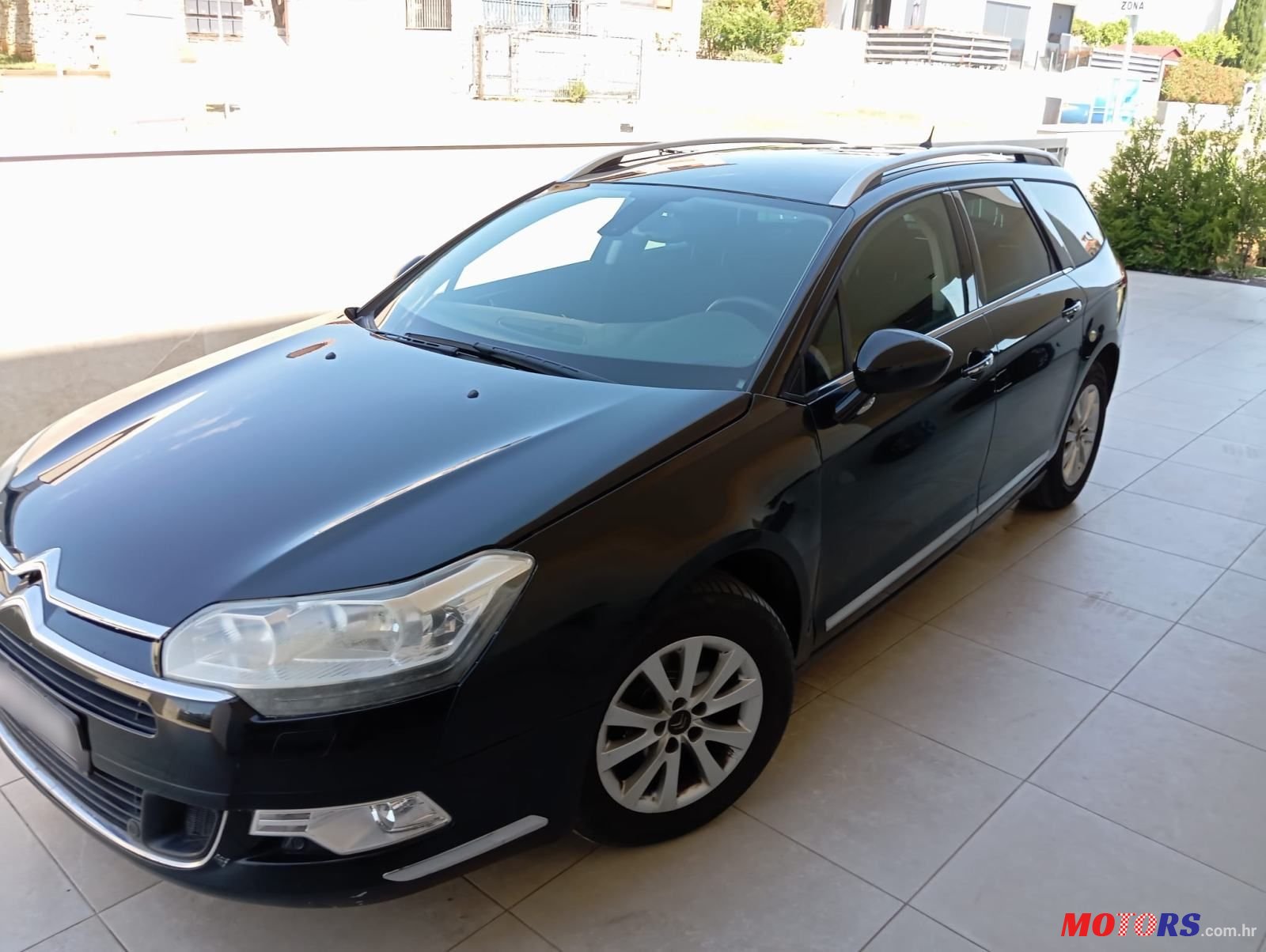 2013' Citroen C5 Break photo #4