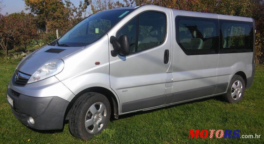 2012' Opel Vivaro 2,0 2,9 T photo #2