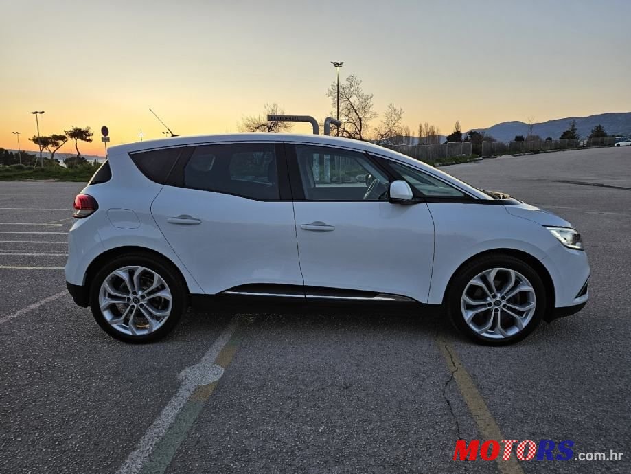 2020' Renault Scenic Dci photo #4