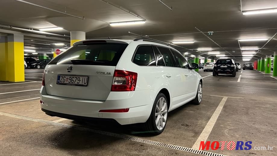 2016' Skoda Octavia Combi photo #5