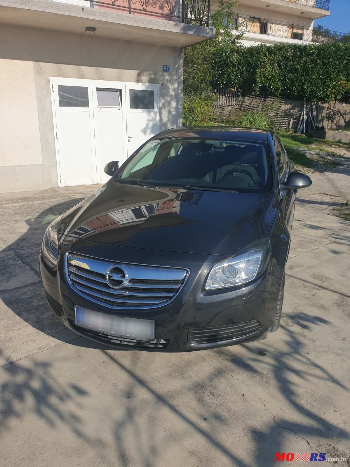2010' Opel Insignia 2,0 Cdti photo #2