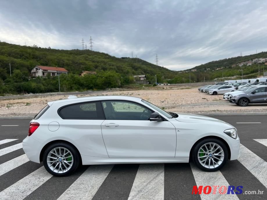 2013' BMW Serija 1 120D photo #4