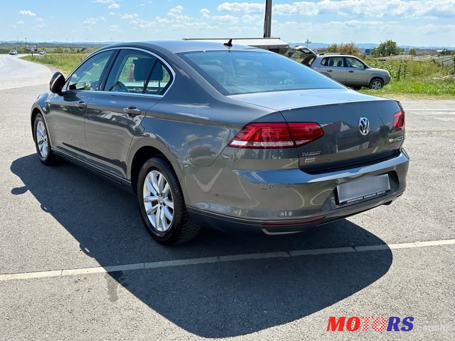 2017' Volkswagen Passat 2,0 Tdi Bmt photo #6