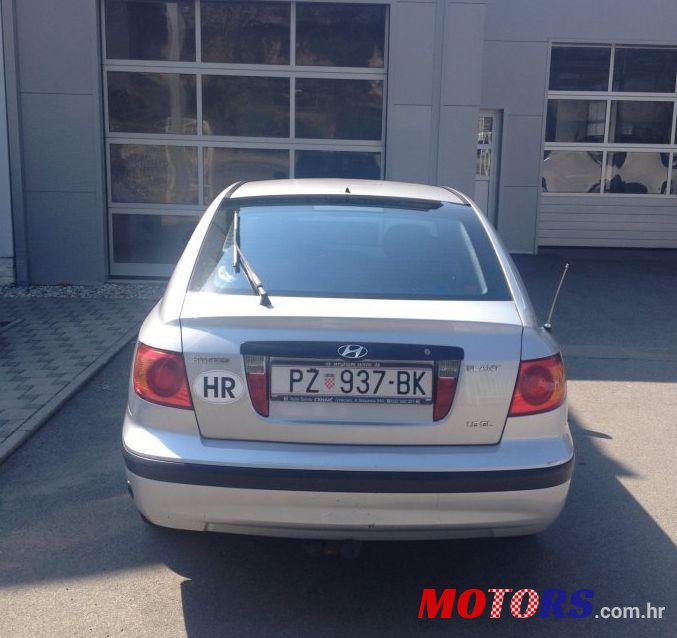 2002' Hyundai Elantra 1,6 photo #1