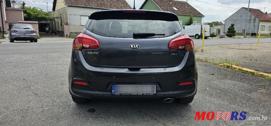 2012' Kia Ceed 1,4 Crdi Ex photo #6