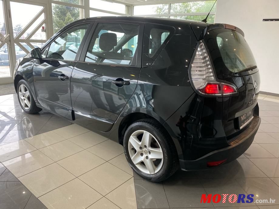 2014' Renault Scenic Dci photo #5