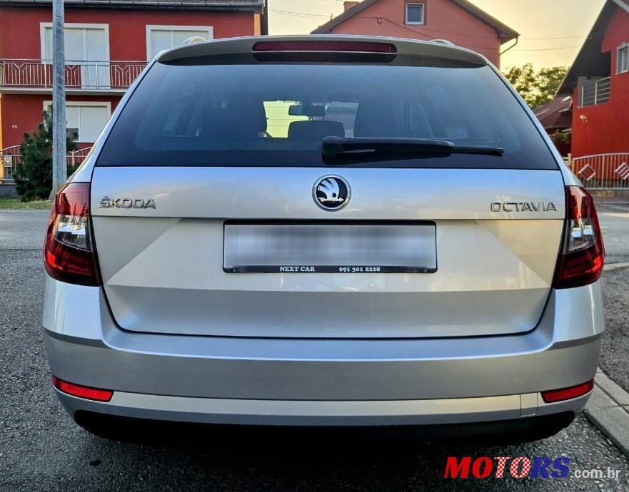 2017' Skoda Octavia Combi photo #6