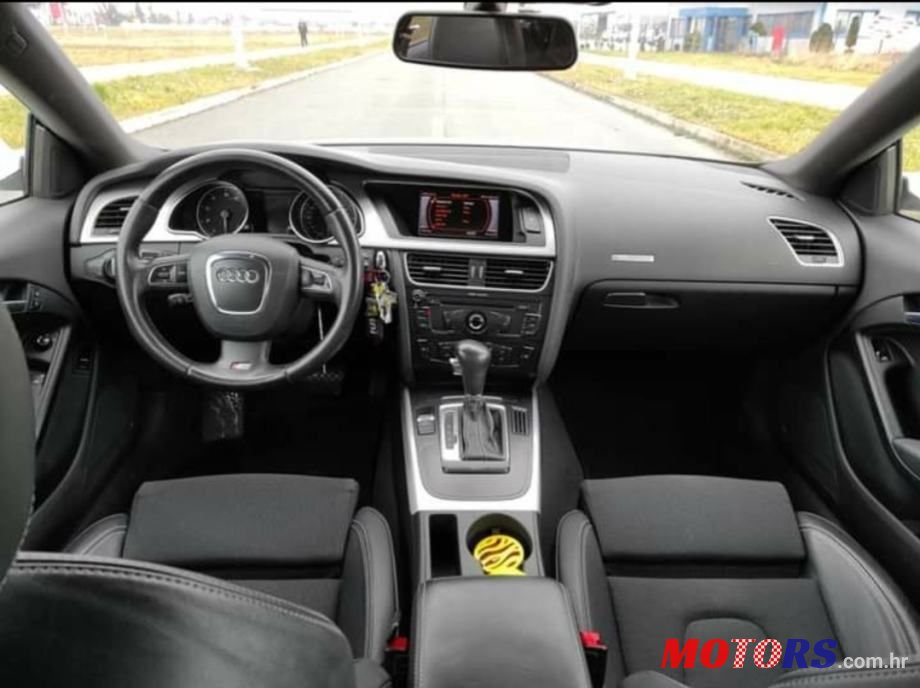 2011' Audi A5 1,8 Tfsi photo #2