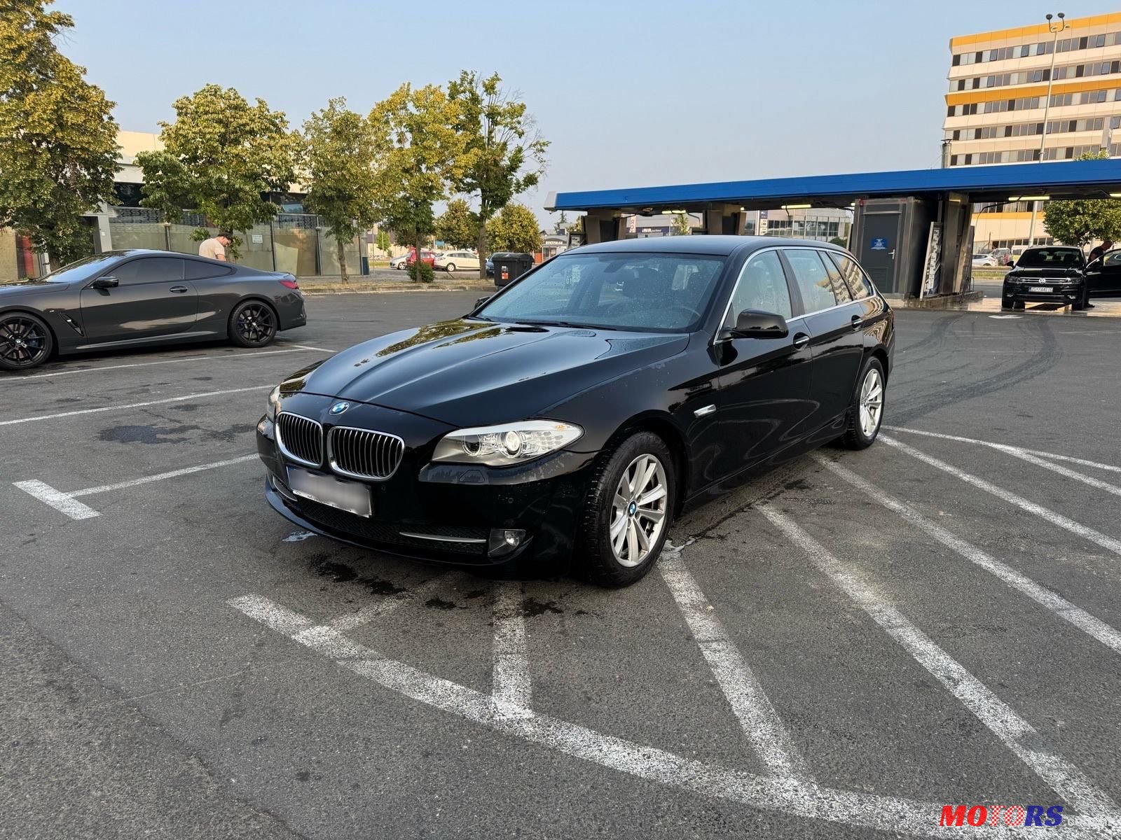 2013' BMW Serija 5 Touring 525Xd photo #3