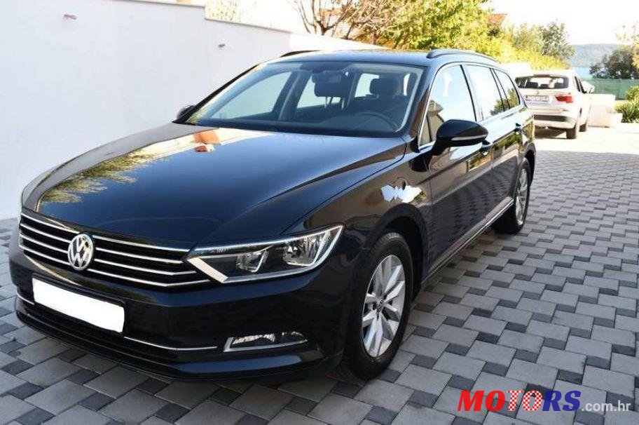 2015' Volkswagen Passat Variant photo #3
