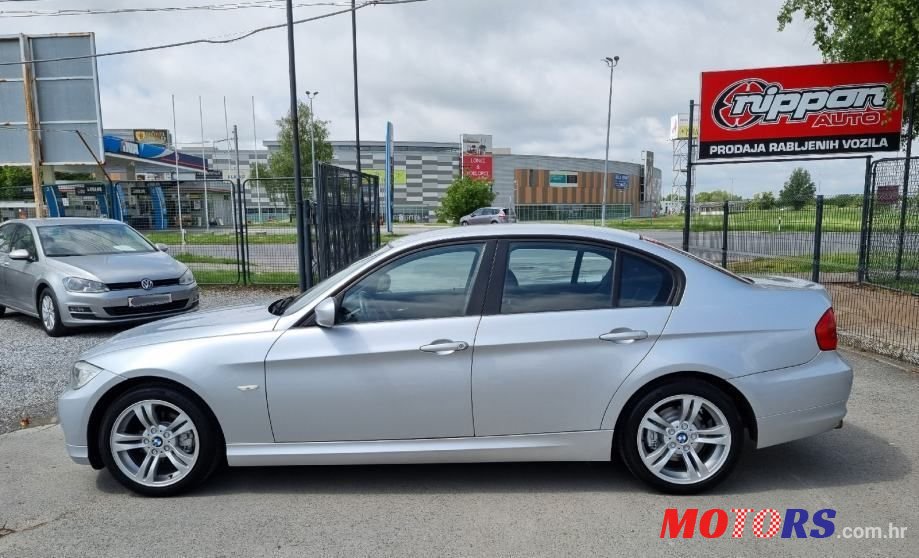 2010' BMW Serija 3 318D photo #3