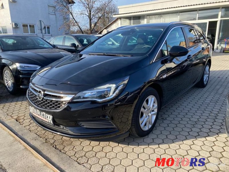 2018' Opel Astra Karavan photo #1