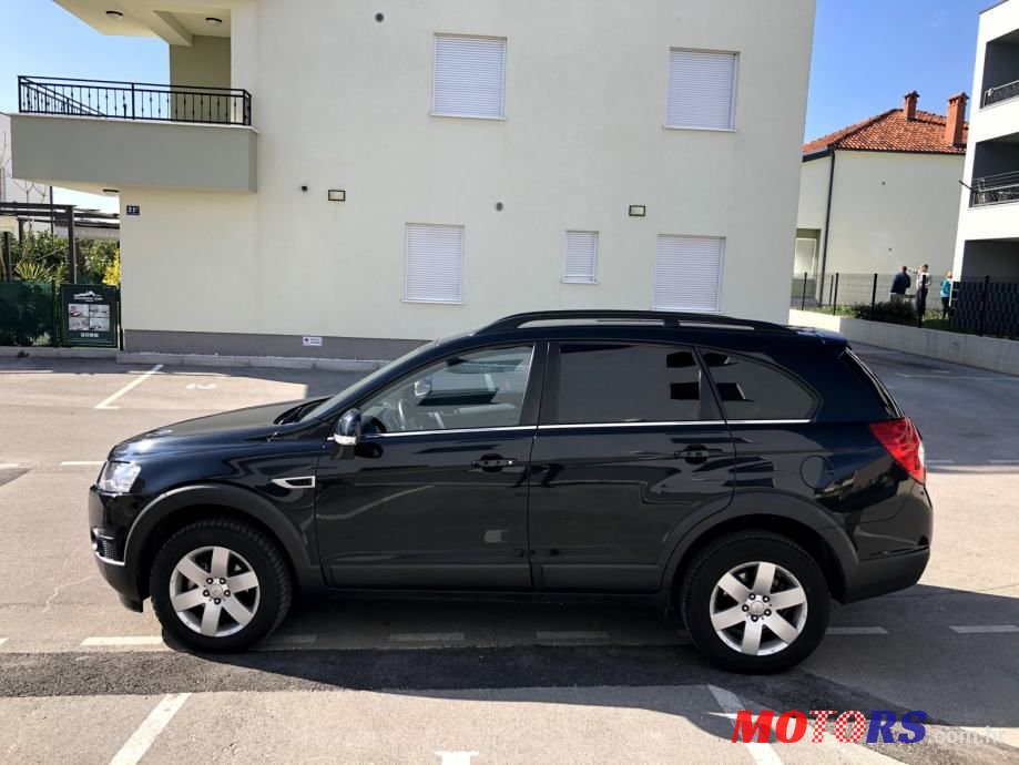 2012' Chevrolet Captiva photo #2