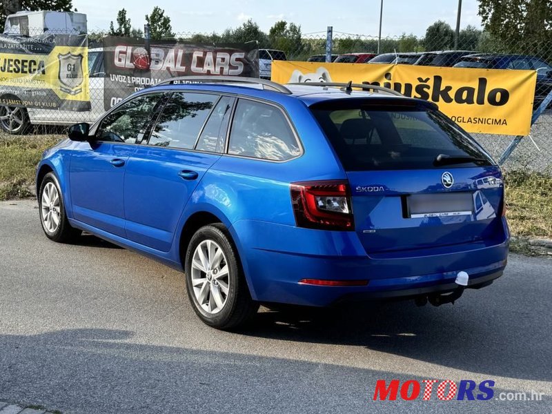 2019' Skoda Octavia Combi photo #5