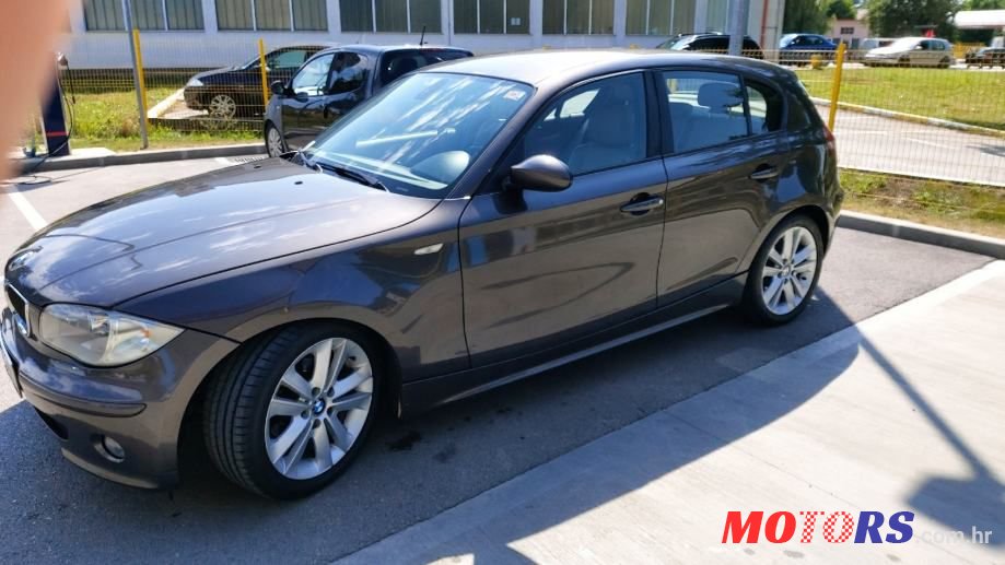 2005' BMW Serija 1 120D photo #2