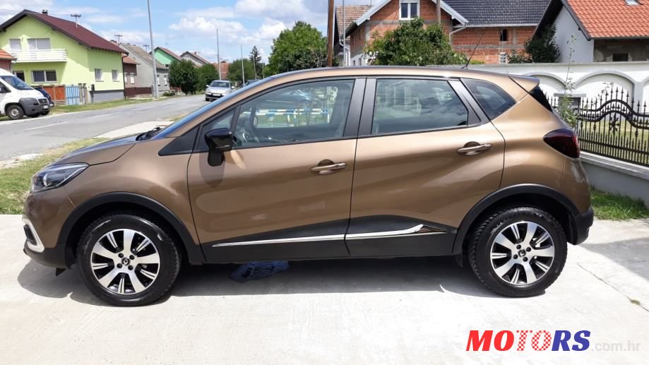 2017' Renault Captur Tce 90 photo #2