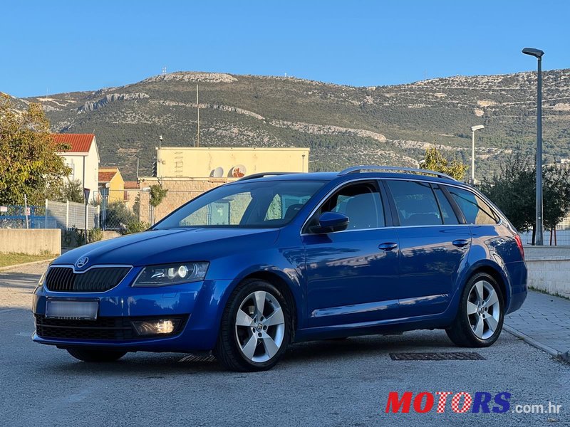 2016' Skoda Octavia Combi photo #1