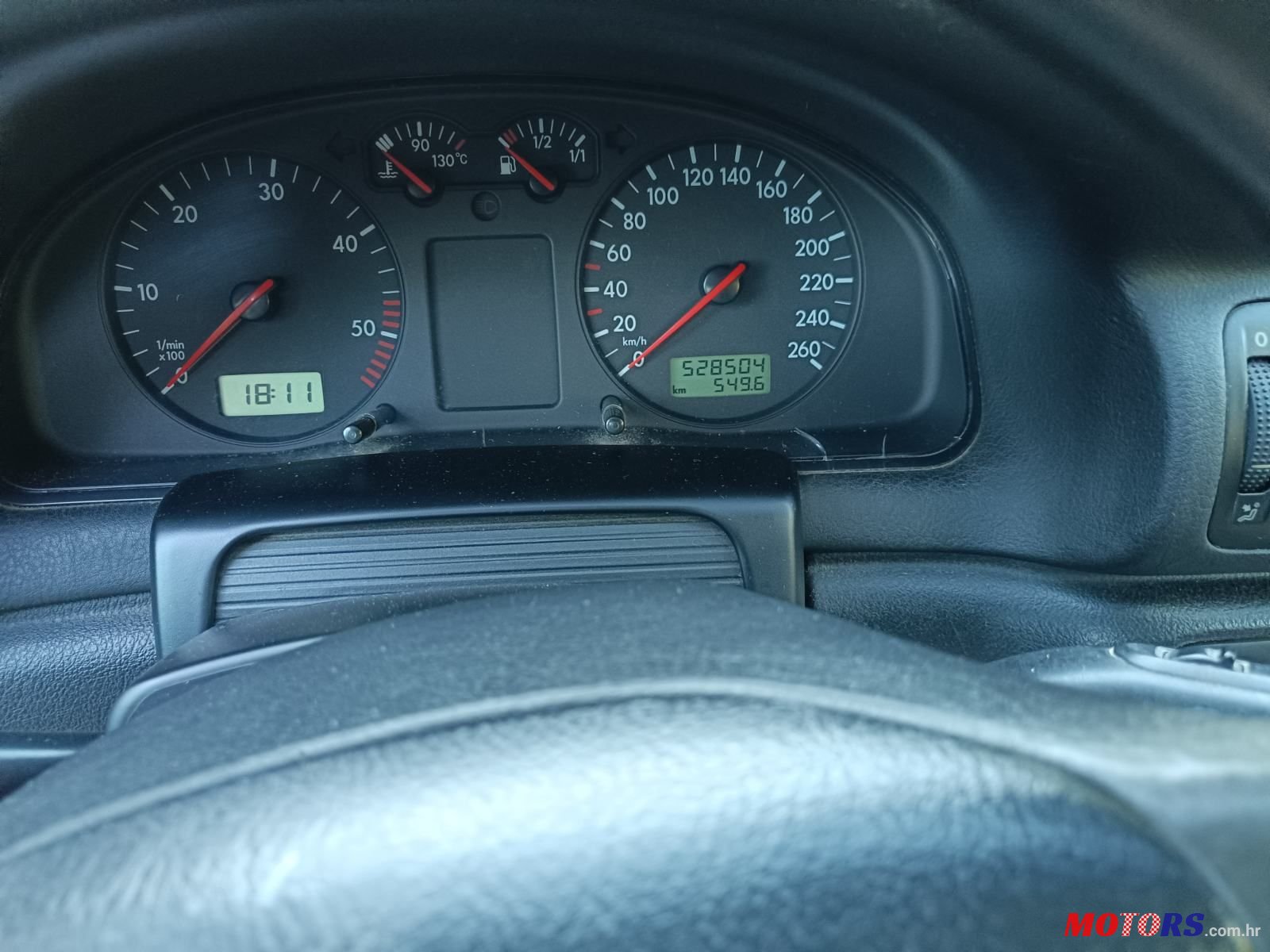2000' Volkswagen Passat Variant photo #5
