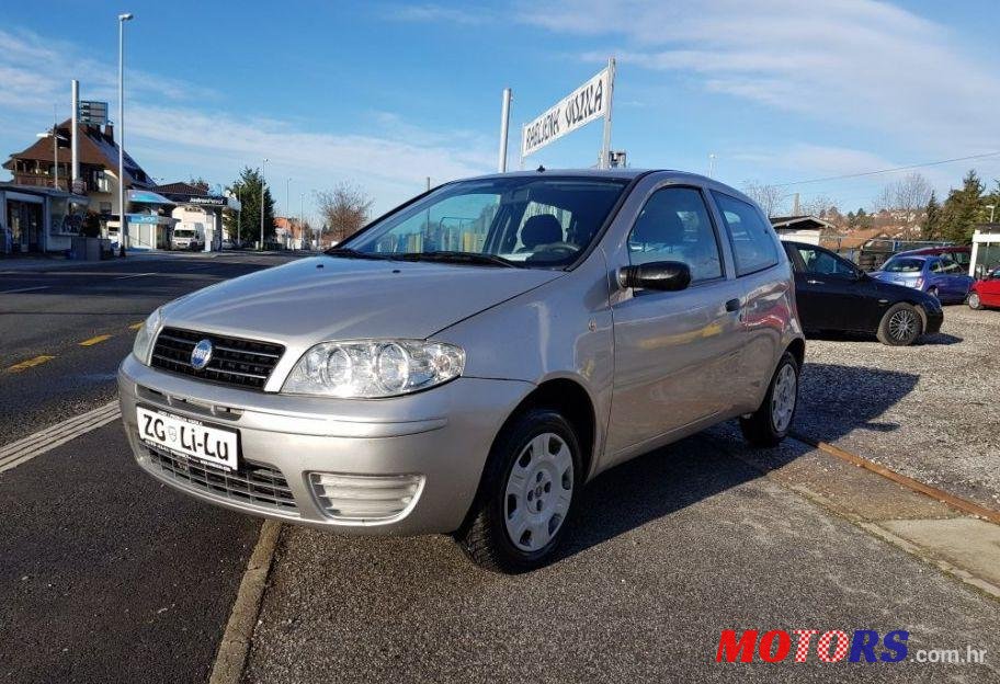 2004' Fiat Punto 1,2 16V photo #2