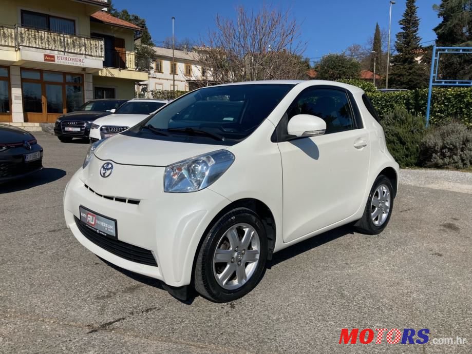 2009' Toyota iQ 1,0 Vvt-I photo #1