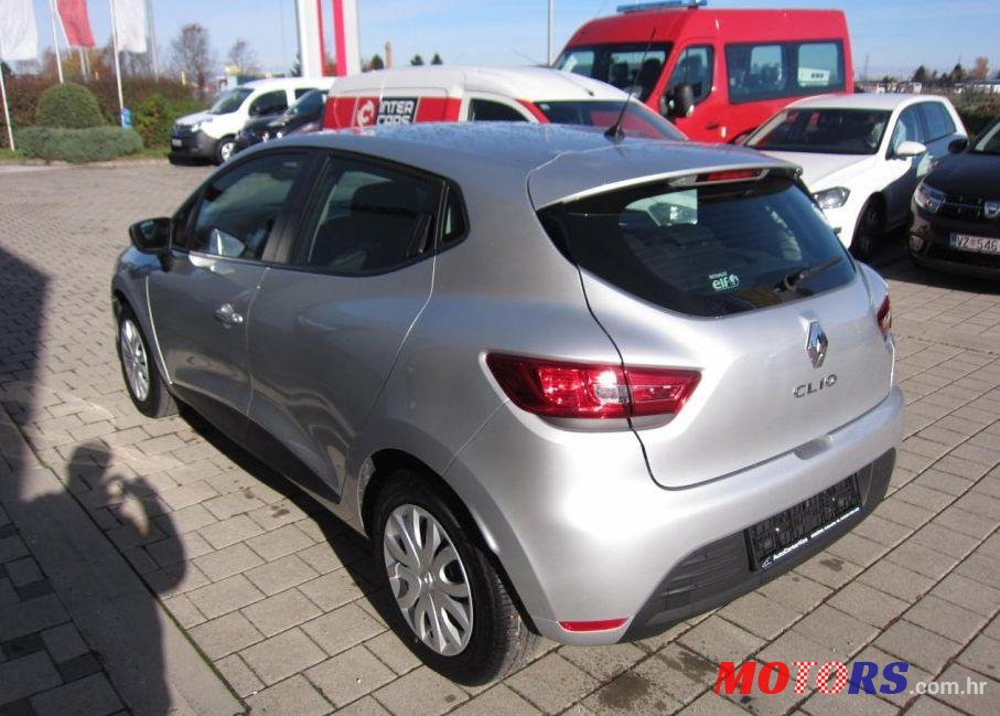 2017' Renault Clio 1,2 16V Zen photo #1