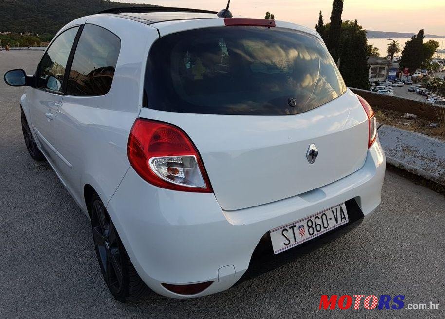 2009' Renault Clio 1.2 Tce photo #1
