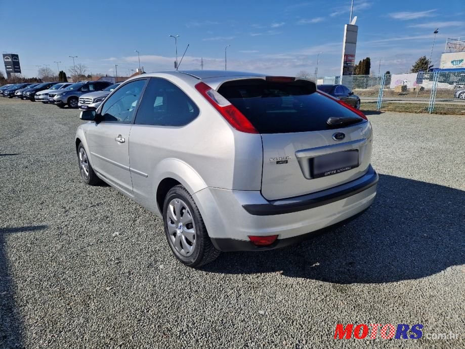 2008' Ford Focus 1,6 photo #5