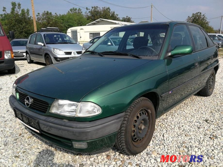 1998' Opel Astra 1,6 Cdx photo #3