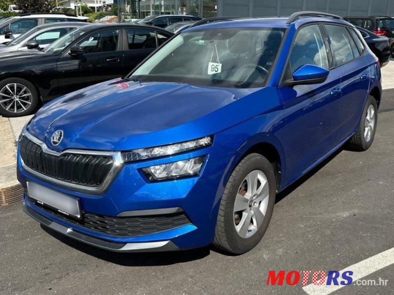 2020' Skoda Kamiq 1,0 Tsi Ambition photo #2