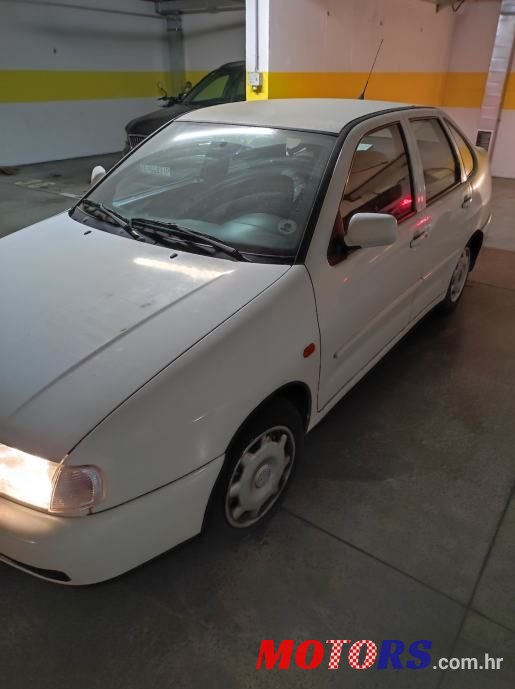 1997' Volkswagen Polo Classic 1,6 photo #1