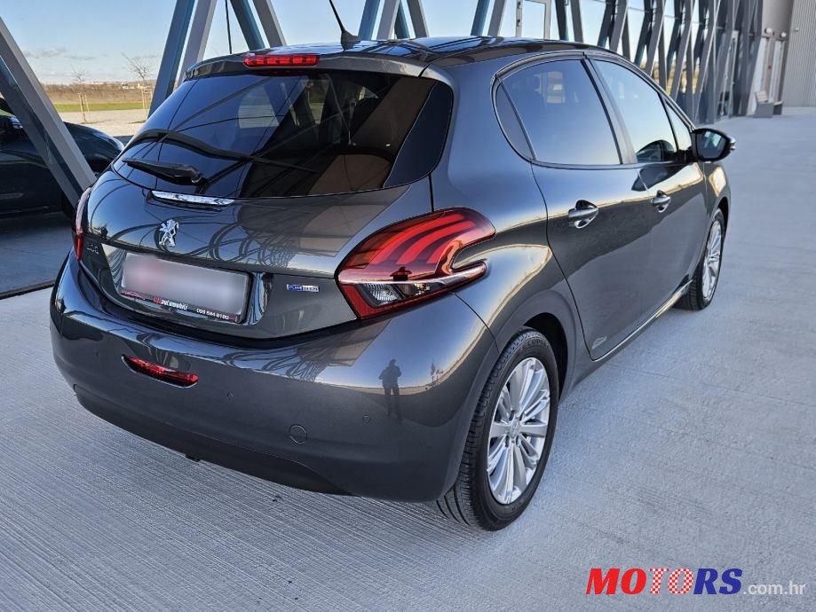 2019' Peugeot 208 1,5 photo #5