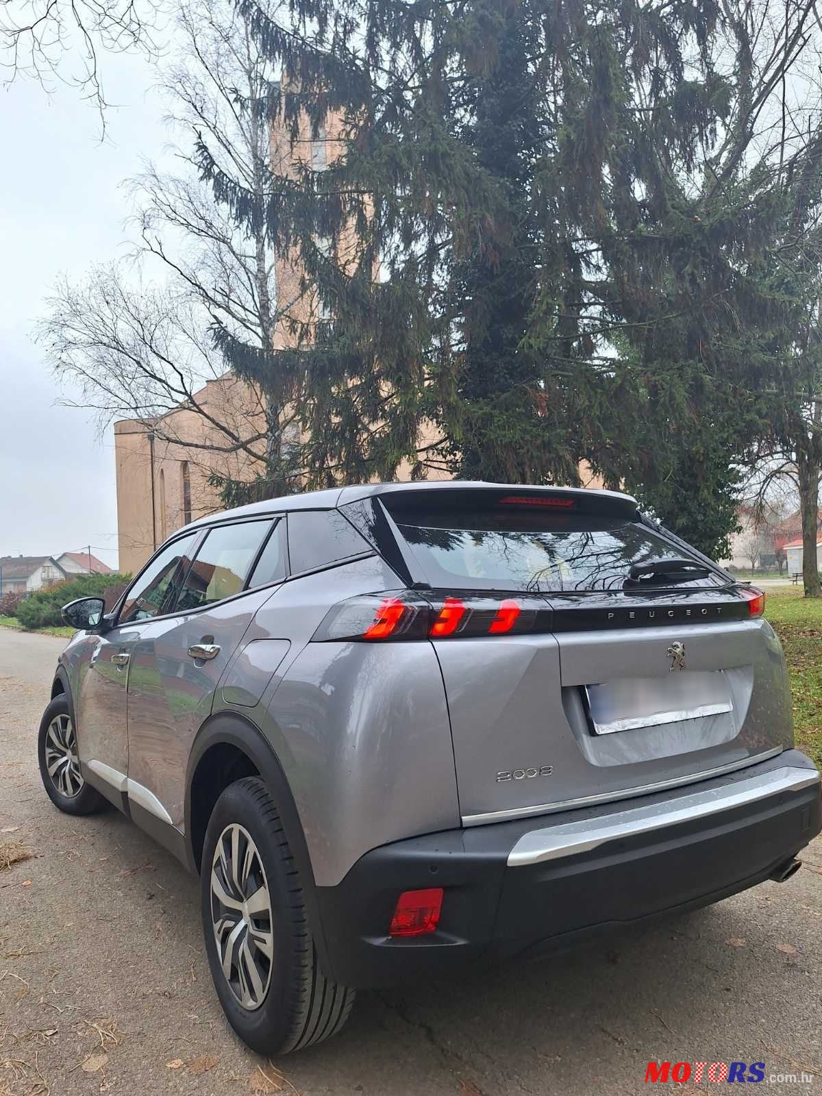 2022' Peugeot 2008 1,5 photo #6