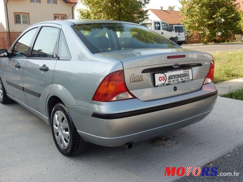 2003' Ford Focus 1,4 16V photo #1