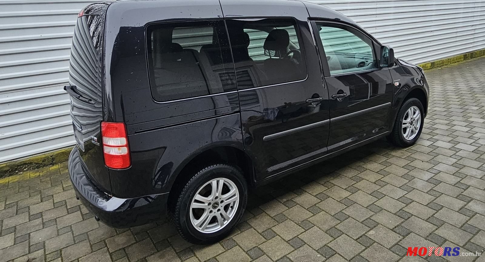 2011' Volkswagen Caddy 1,6 Tdi photo #2